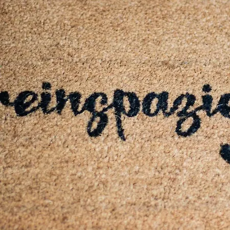 Gemuetliche & Garten Sankt Johann (Mayen-Koblenz, Rhineland-Palatinate)