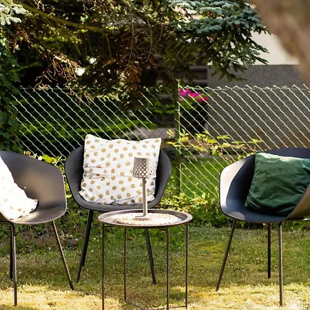 Gemuetliche Oase Im Gruenen - & Garten